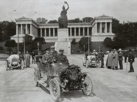 Opel (1909) - auf Platz 1, 3, 5, 6 ,10 und 13 der Prinz-Heinrichfahrt von 1909