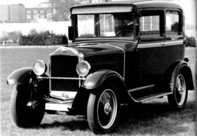Opel 4/16 PS (1928) - Limousine mit dem neuen Kühler nach Packard-Vorbild