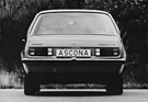 Opel Ascona 1.6 S (1976) – Im Vergleich zu modernen Autos enorme Heckscheibe