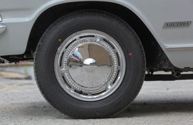 Opel Ascona 1700 (1968) - Vorderrad links (1968)