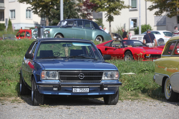 Opel Ascona (1976) - auf breiten Sohlen - Albisgütli Classic Cars & Bikes August 2022