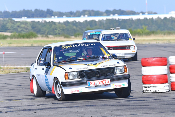 Opel Ascona (1980) – Historisches Flugplatzrennen Zweibrücken 2024