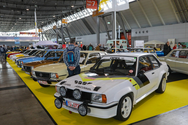 Opel Ascona 400 (1980) - die Basis für Rallye-Siege, gezeigt in der Club-Sonderschau "50 Jahre Manta B" - 24. Retro Classics 2025