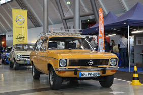 Bild Opel Ascona A-L Voyage (1974) - Kombi mit 1,9 Liter und 90 PS - Retro Classics Stuttgart 2020