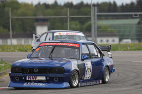 Opel Ascona B (1978) - Vintage Demo Racing hinter den Hallen - Klassikwelt Bodensee 2023