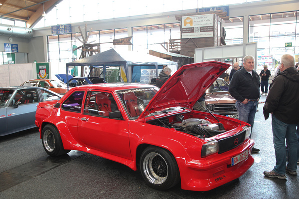 Opel Ascona B mit Finessen - Motorworld Classics Bodensee 2019