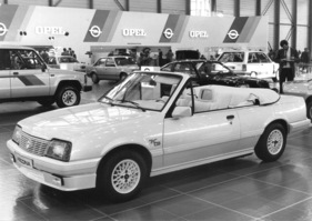 Opel Ascona Cabriolet - als Keinath K C3 gezeigt - am Genfer Automobilsalon 1984