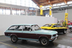 Opel Ascona Voyage (1971) - dreitüriger Kombi mit Kunstoff-Holz-Beplankung im Stil amerikanischer Woodies - Motorworld Classics Bodensee 2019