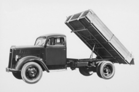 Opel Blitz (1937) - hydraulischer Dreiseiten-Kipper mit Radstand 3,6 Metern