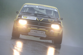 Opel Commodore 3000 Steinmetz (1969) - am Start in der Tourenwagenklasse  - Gaisbergrennen 2013 - Berglauf auf den Gaisberg am Freitag