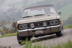 Opel Commodore GS (1968) - am Michaelskreuzrennen 2014