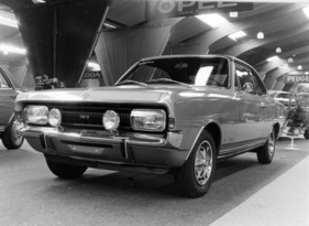 Opel Commodore GS/E (1970) - 150 DIN-PS leistet der Sechszylinder - Genfer Autosalon 1970