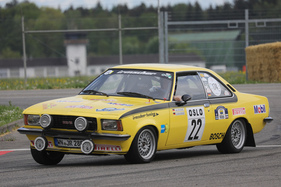 Opel Commodore GS/E (1972) - Vintage Demo Racing hinter den Hallen - Klassikwelt Bodensee 2023