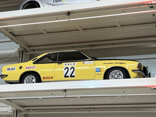 Opel Commodore GS/E Coupé (1972) – Sonderausstellung "125 Jahre Opel-Automobile" im "Nationalen Automuseum – The Loh Collection"