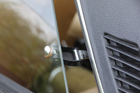 Opel Commodore GS/E Coupé (1974) – Die hinteren Seitenfenster können nicht mehr versenkt, nur noch ausgestellt werden