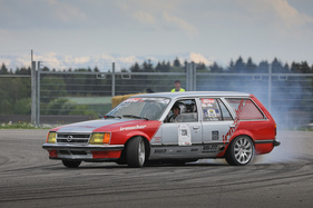 Opel Commodore Voyage (1978) - Vintage Demo Racing hinter den Hallen - Klassikwelt Bodensee 2023