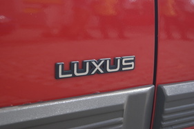 Opel Corsa 1.0 S Luxus (1983) – die mittlere Linie zwischen der namenlosen Grundausstattung und dem noblen "Berlina"