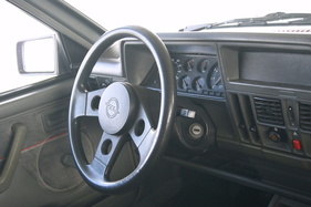 Opel Corsa GSi (1989) – Dreispeichen-Sportlenkrad