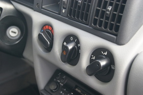 Opel Corsa Strada (1992) – Dreh- statt Schieberegler für die Heizung