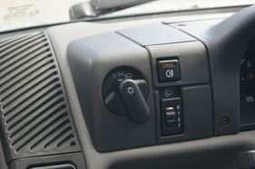 Opel Corsa Strada (1992) – jetzt mit Leuchtweitenregulierung und Nebelschlussleuchte