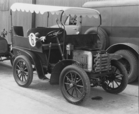 Opel Darracq (1902) - bereits mit vielen Konstruktionselementen moderner Personenwagen
