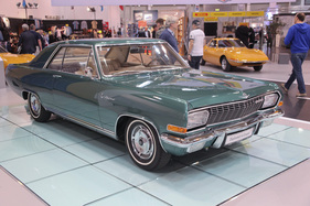 Opel Diplomat A V8 Coupé (1967) - 230 PS leistete der Achtzylinder und beschleunigte das Coupé auf 206 km/h - Techno Classica 2015
