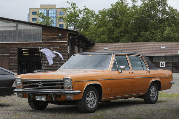 Opel Diplomat B 5.4 V8 (1972) - Oldtimer Sunday Morning Treffen Zug am 6. August 2023