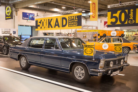 Opel Diplomat B V8 (1970) - an der Techno Classica 2014 (1970)
