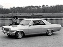 Opel Diplomat V8 Coupé (1965) – Werksfoto mit Dame