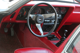 Opel GT 1900 (1971) – Tief geschüsseltes Lederlenkrad