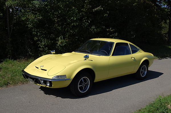 Opel GT 1900 (1972) - angeboten als Lot 60 an der Versteigerung der Oldtimer Galerie Toffen vom 1. Dezember 2012
