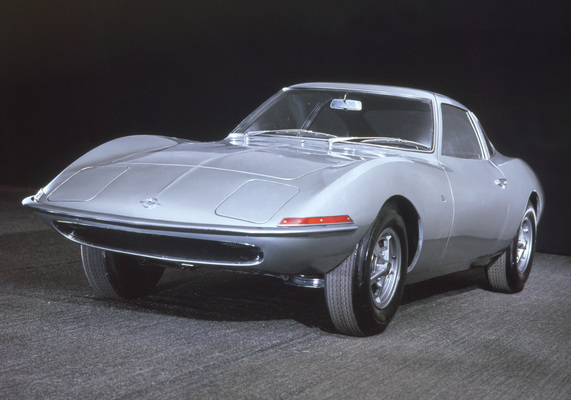 Opel GT (1965) - spitzer und insgesamt mehr Showcar als der Serien-GT