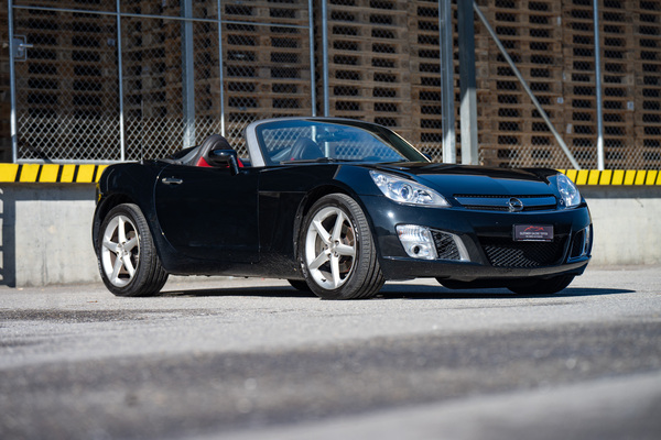 Bild: Opel GT 2.0 Turbo (2008) - als Lot 52 an der Versteigerung der Oldtimer Galerie in Toffen am 21. März 2026
