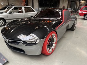 Opel GT Concept (2016) – Sonderausstellung "125 Jahre Opel-Automobile" im "Nationalen Automuseum – The Loh Collection" Opel GT Concept (2016) – Sonderausstellung "125 Jahre Opel-Automobile" im "Nationalen Automuseum – The Loh Collection"