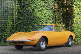 Opel GT Experimental (1965) - das erste Concept Car der Firma Opel, nimmt die Optik des Opel GT vorweg - 21. Classic-Gala Schwetzingen 2025