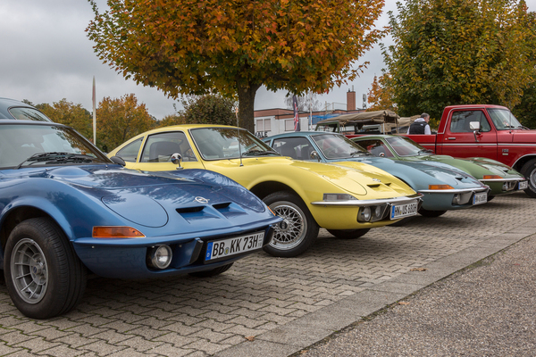 Opel GT – in unterschiedlichen Stadien des Zweithand-Tunings – Retro-Saisonabschluss 2024