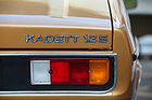 Opel Kadett 1.2 SR Coupé (1978) - Heckleuchte und mattscharze Blende