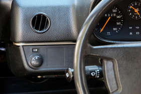 Opel Kadett 1.2 SR Coupé (1978) - klar identifizierbarer Lichtschalter