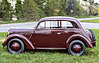 Opel Kadett (1936) - Fließende Linienführung - der Opel Kadett von 1936 zeigt harmonische Proportionen mit schrägem Heck und integrierten Scheinwerfern (© GM Corporation / Opel, 1936) Opel Kadett (1936) - Fließende Linienführung - der Opel Kadett von 1936 zeigt harmonische Proportionen mit schrägem Heck und integrierten Scheinwerfern (© GM Corporation / Opel, 1936)