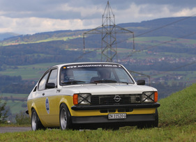 Opel Kadett C GTE (1978) am Michaelskreuzrennen 2011 (Startnummer 310)