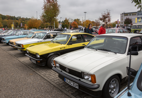 Opel Kadett Coupé – und viele weitere C-Kadetten von der Basis-Limo bis zum GT/E – Retro-Saisonabschluss 2024