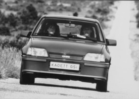 Bild Opel Kadett GSI (1984) - in voller Fahrt