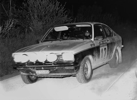 Opel Kadett GT/E (1976) - gerade drei Tage alt war der serienmässige Kadett -  hier auf der Schotterstrecke „Marmorosa“ zu sehen - 15. Gesamtrang von 191 Gestarteten Opel Kadett GT/E (1976) - gerade drei Tage alt war der serienmässige Kadett -  hier auf der Schotterstrecke „Marmorosa“ zu sehen - 15. Gesamtrang von 191 Gestarteten