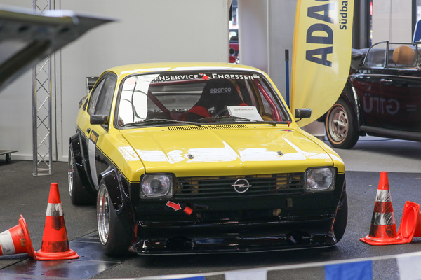 Opel Kadett GT/E (1977) - nicht mehr ganz original, dafür aber ganz schön schnell - Klassikwelt Bodensee 2024