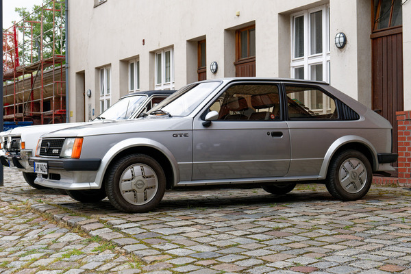 Opel Kadett GT/E (1983) – erst im letzten Modelljahr auf Augenhöhe mit dem Golf GTI – Oldtimer Open Air 2024