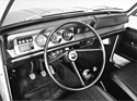 Opel Kadett L (1971) - Sicherheits-Lenkrad und Armaturenbrett mit Holzapplikationen im L-Modell