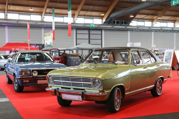 Opel Kadett LS (1968) - mit 1,7-Liter-Motor, vier Türen und Schrägheck - Klassikwelt Bodensee 2024