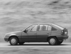Opel Kadett LS (1984) - aerodynamische Generation Kadett E