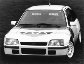 Opel Kadett Rallye (1985) - 4x4-Fahrzeug mit Rennsport-Ambitionen, an der IAA 1985 erstmals gezeigt