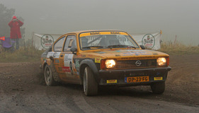 Opel Kadett Rallye - am Start der ADAC Rallye Köln-Ahrweiler 2012 mit Edwin Wolves (Startnummer 8)